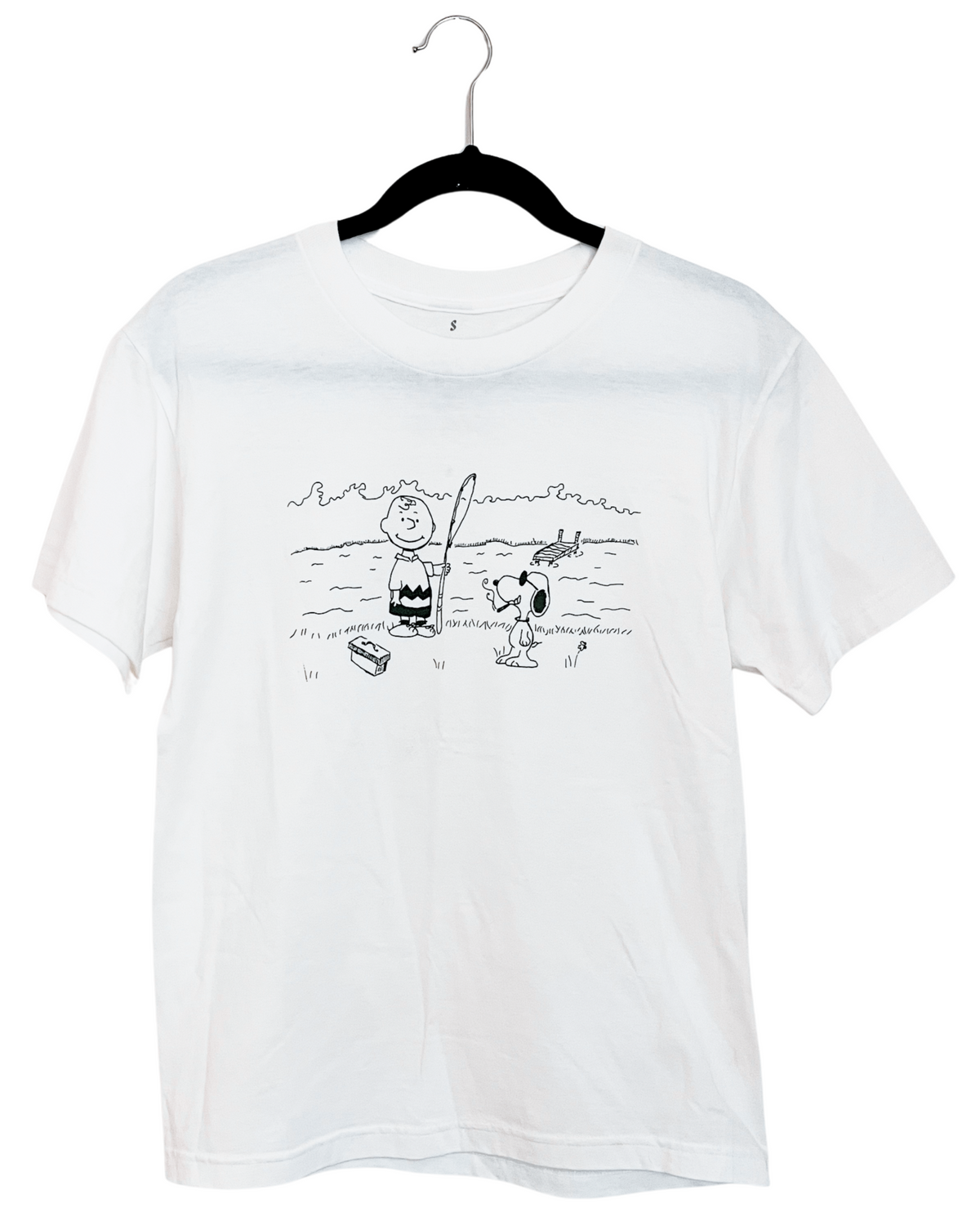 100% Cotton White Tee (Charlie and Snoopy Fishing, Small)
